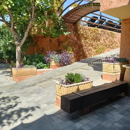 Elisabeth Villa Granada